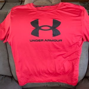 Under Armour Boy boys size XL lot
